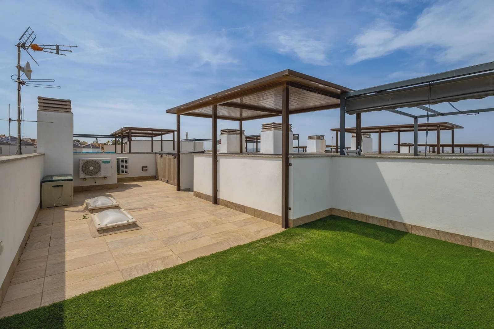 3 quarto Casa em Banda para venda em Los Balcones com piscina garagem - 429 000 € (Ref: 9983718)