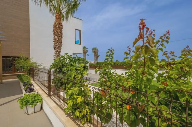 3 slaapkamer Huis te koop in Los Balcones met zwembad garage - € 429.000 (Ref: 9983718)