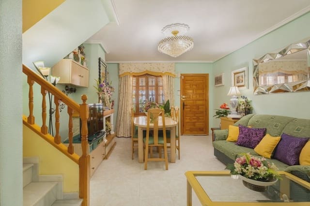 4 soveværelse Byhus til salg i Los Frutales, Torrevieja med swimmingpool - € 320.000 (Ref: 9983719)