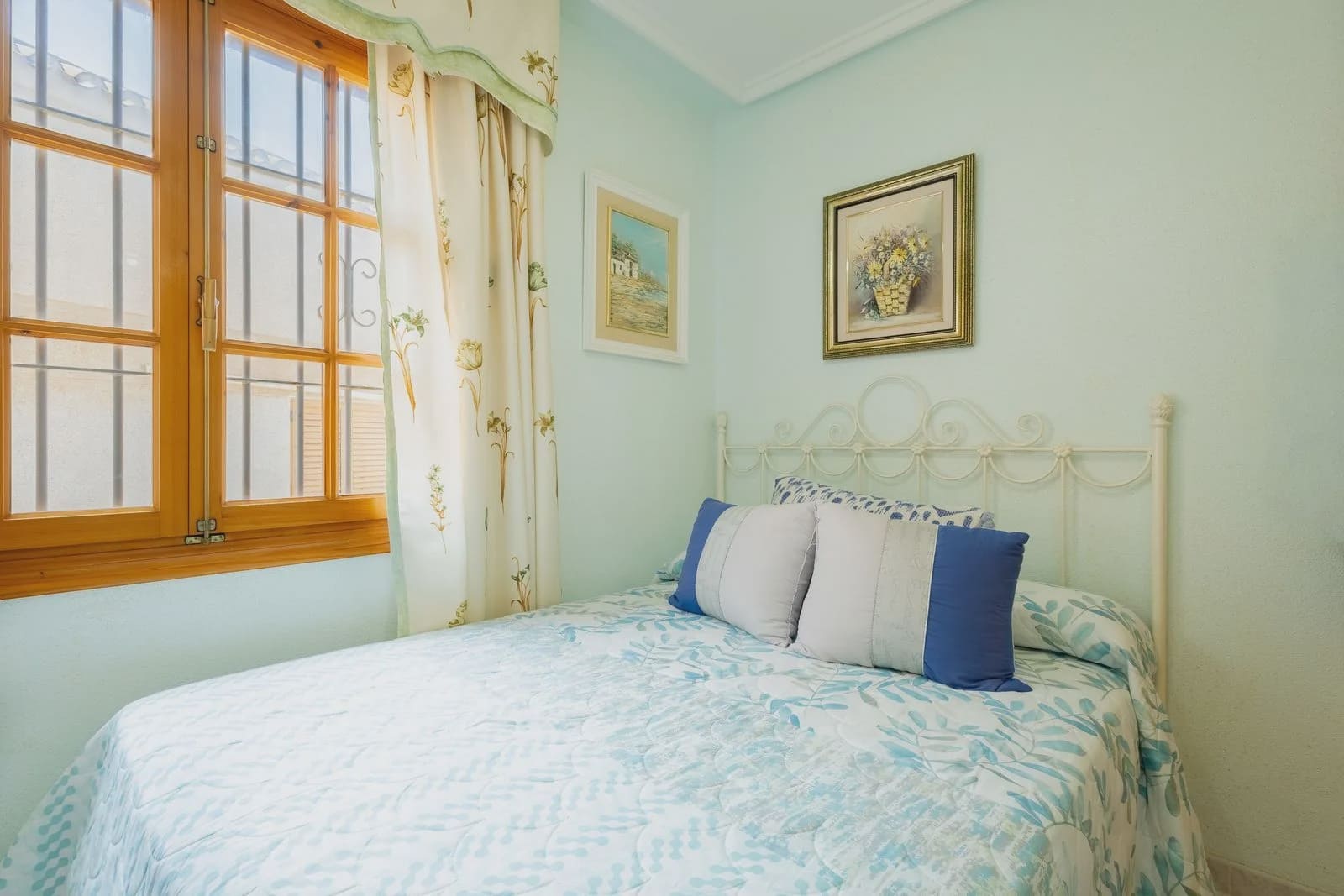 4 quarto Casa em Banda para venda em Torrevieja com piscina - 320 000 € (Ref: 9983719)