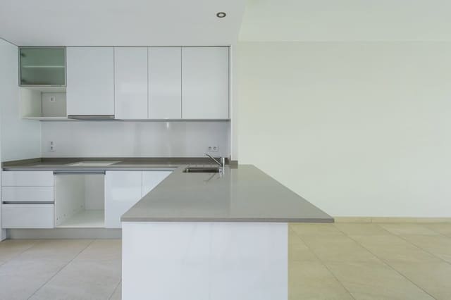 3 soverom Leilighet til salgs i Playa Flamenca, Orihuela med svømmebasseng garasje - € 522 000 (Ref: 9983720)