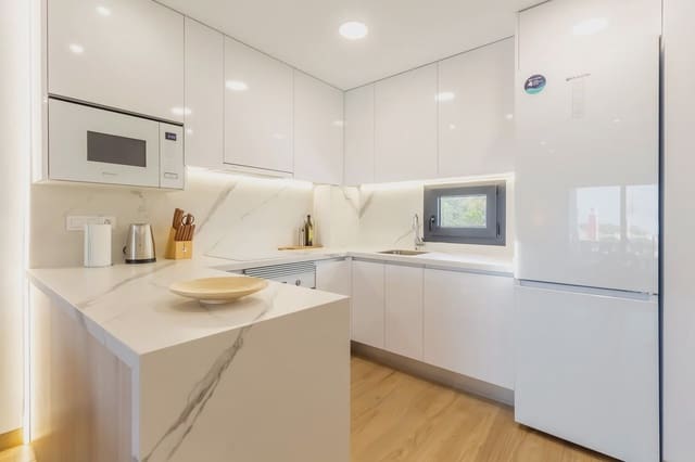 2 soveværelse Lejlighed til salg i Los Balcones med swimmingpool garage - € 369.000 (Ref: 9983721)