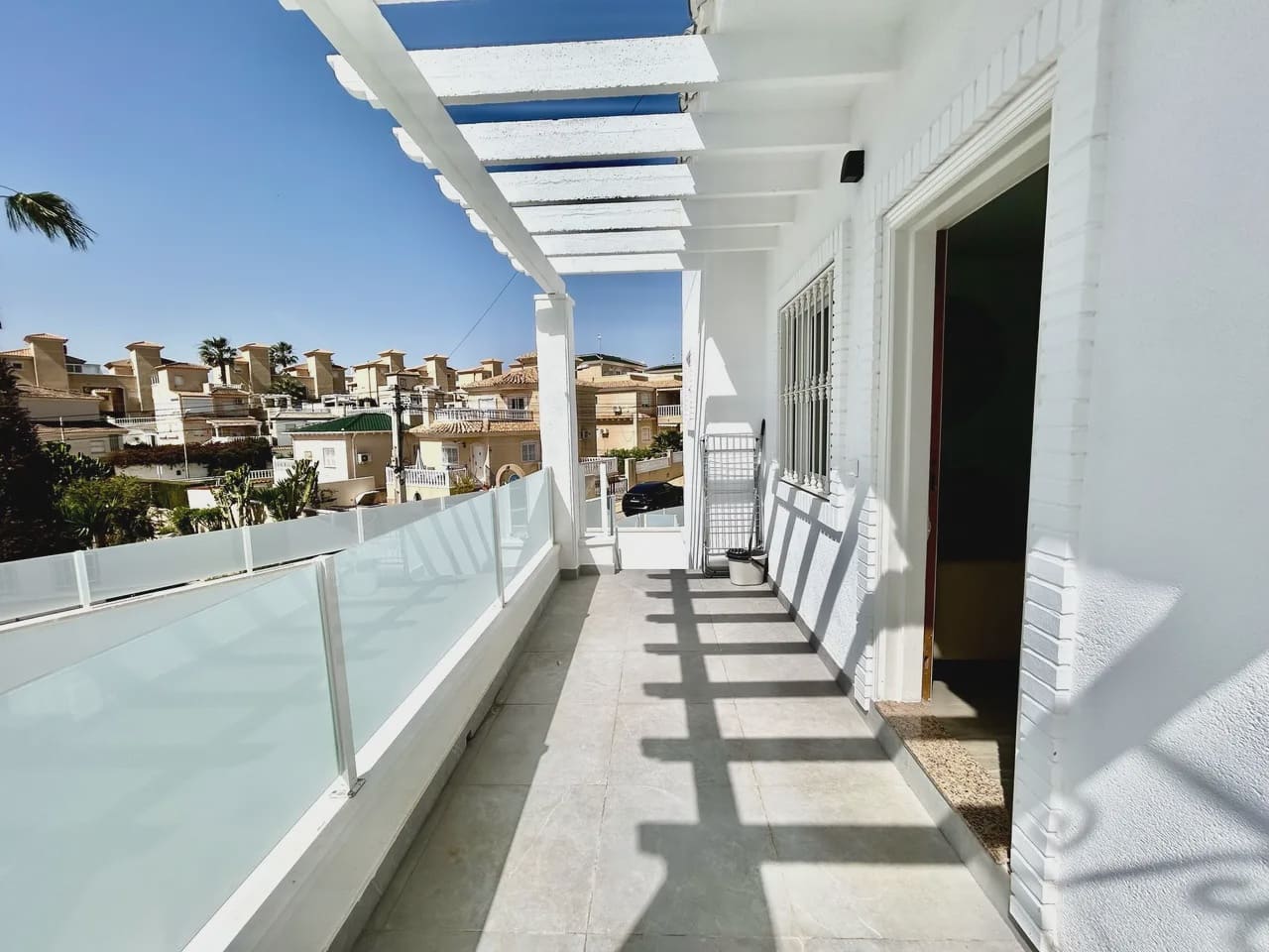 5 sovrum Villa till salu i Villamartin med pool garage - 459 000 € (Ref: 9983723)