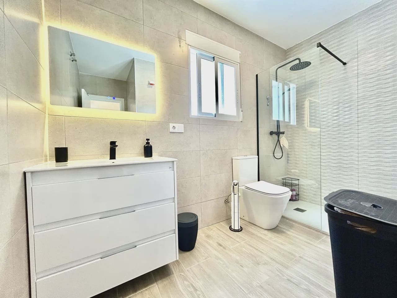 5 sovrum Villa till salu i Villamartin med pool garage - 459 000 € (Ref: 9983723)