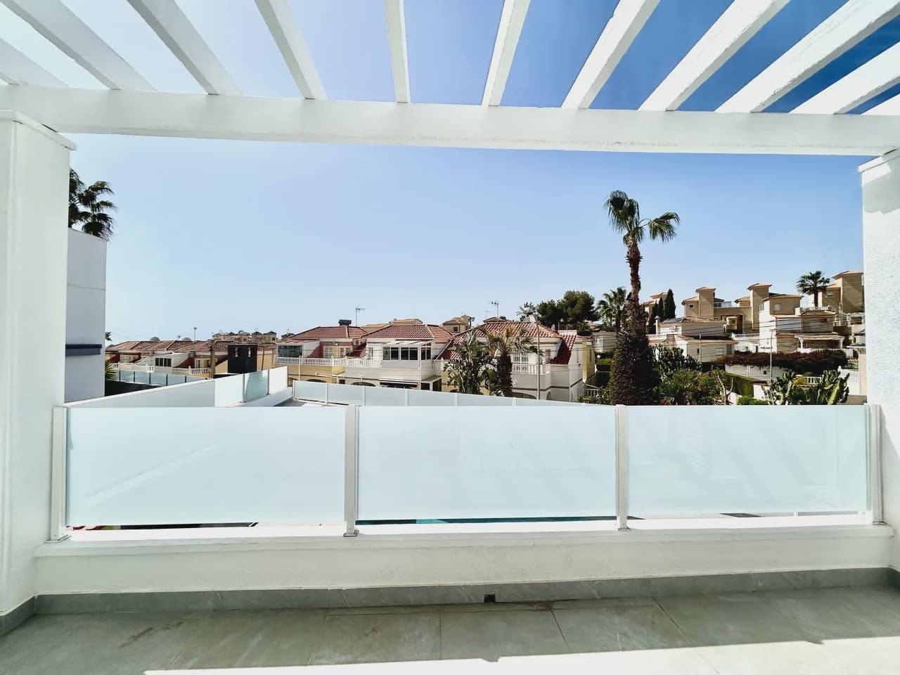 5 sovrum Villa till salu i Villamartin med pool garage - 459 000 € (Ref: 9983723)