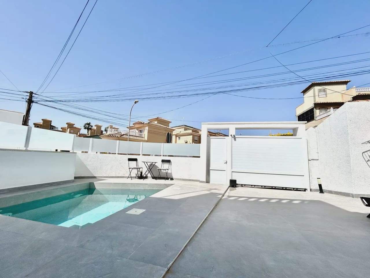 5 sovrum Villa till salu i Villamartin med pool garage - 459 000 € (Ref: 9983723)