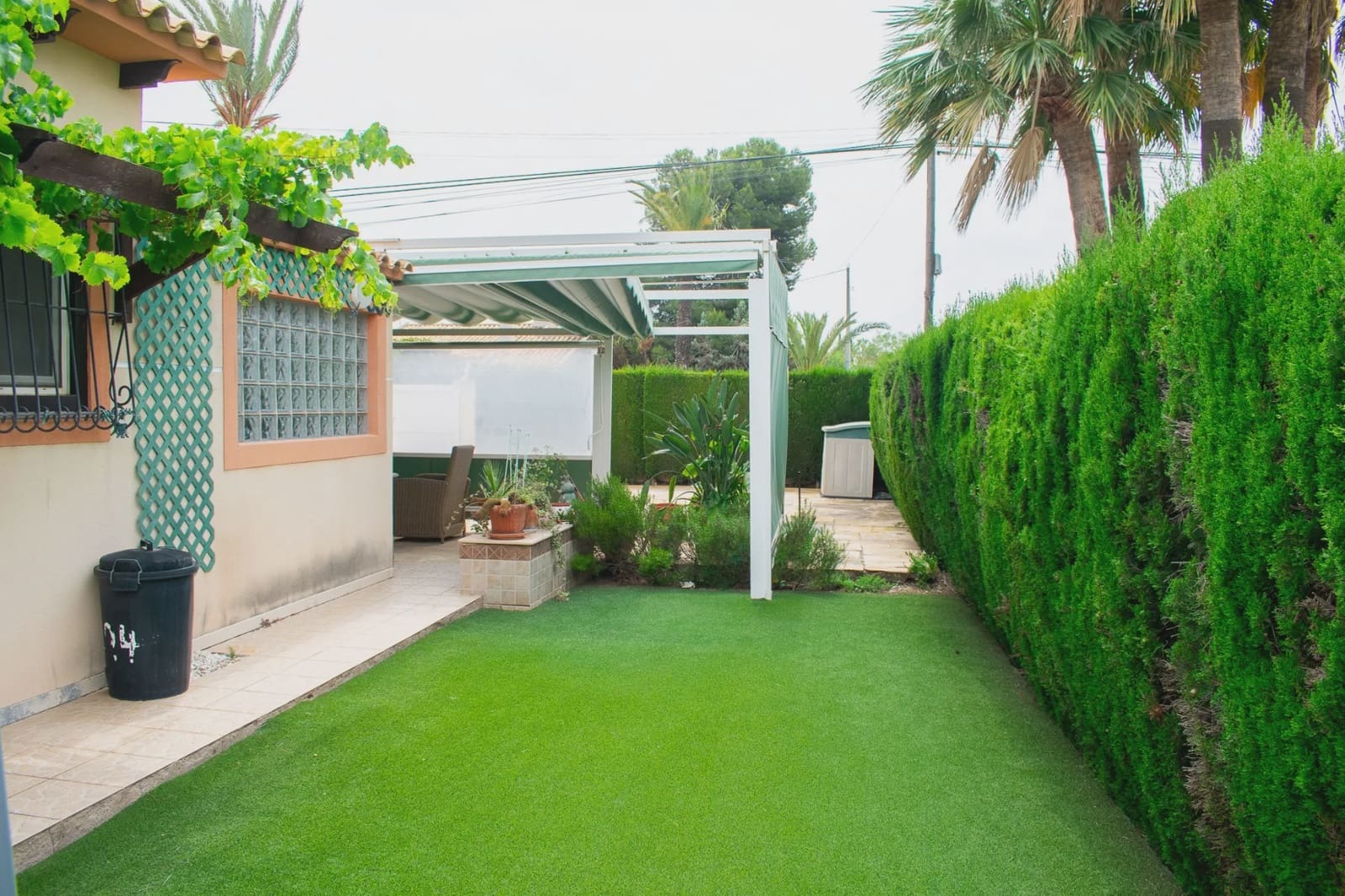 3 sypialnia Willa na sprzedaż w Orihuela Costa z basenem garażem - 790 000 € (Ref: 9983724)