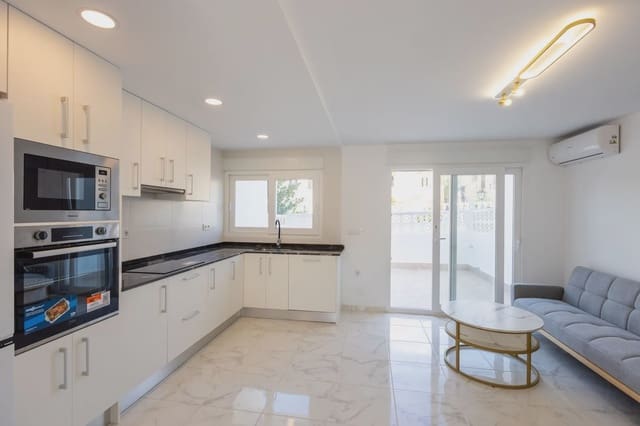 3 camera da letto Casa in vendita in Los Balcones con piscina - 229.000 € (Rif: 9984053)