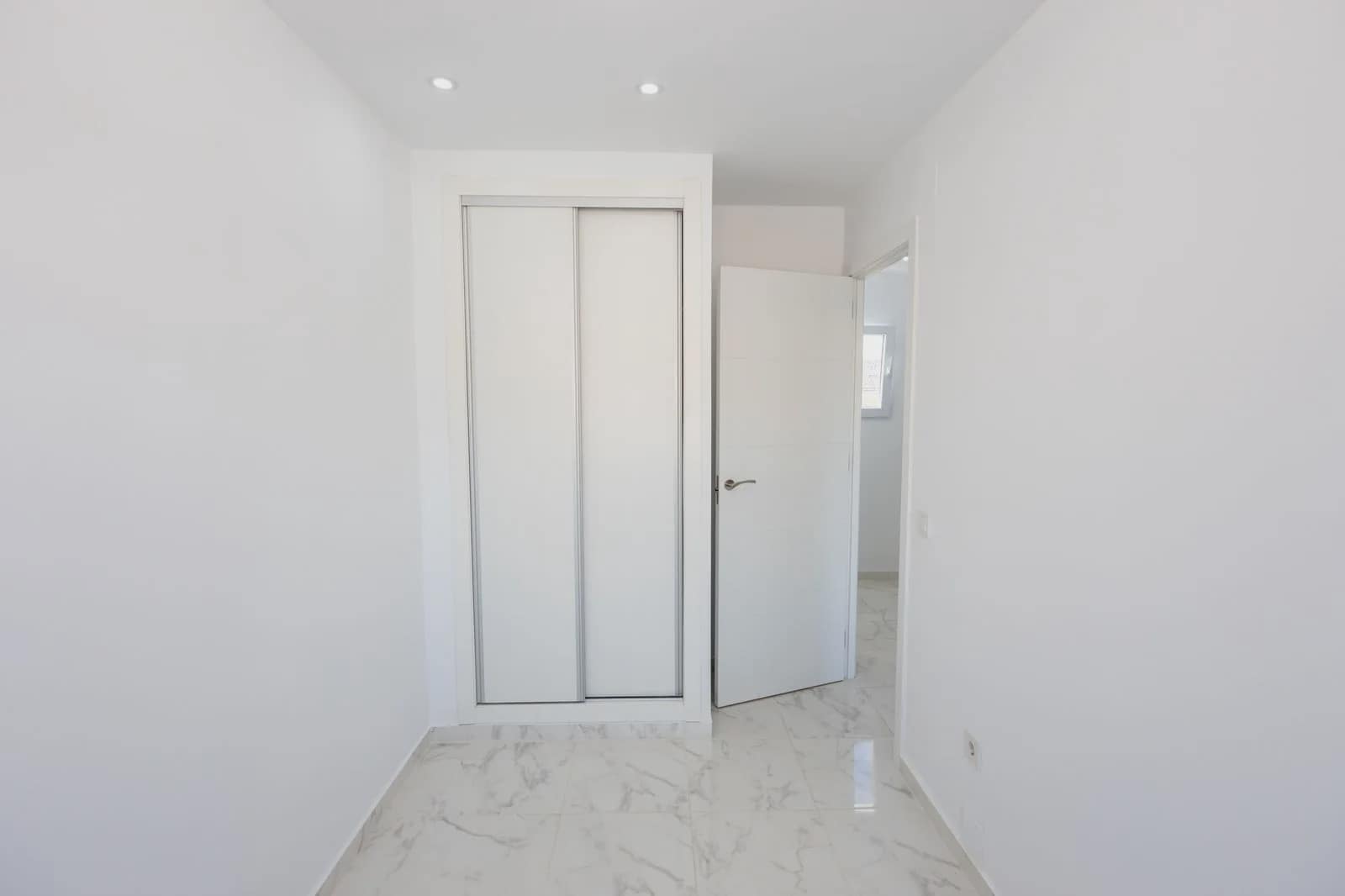 3 bedroom Townhouse for sale in Los Balcones with pool - € 229,000 (Ref: 9984053)