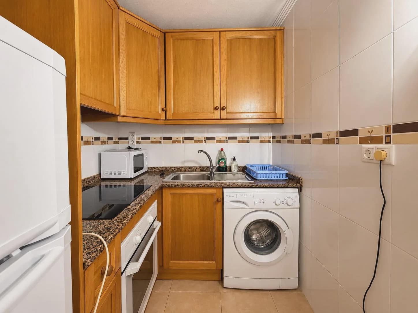 Chalet de 2 habitaciones en Torrevieja en venta con piscina - 189.000 € (Ref: 9984054)