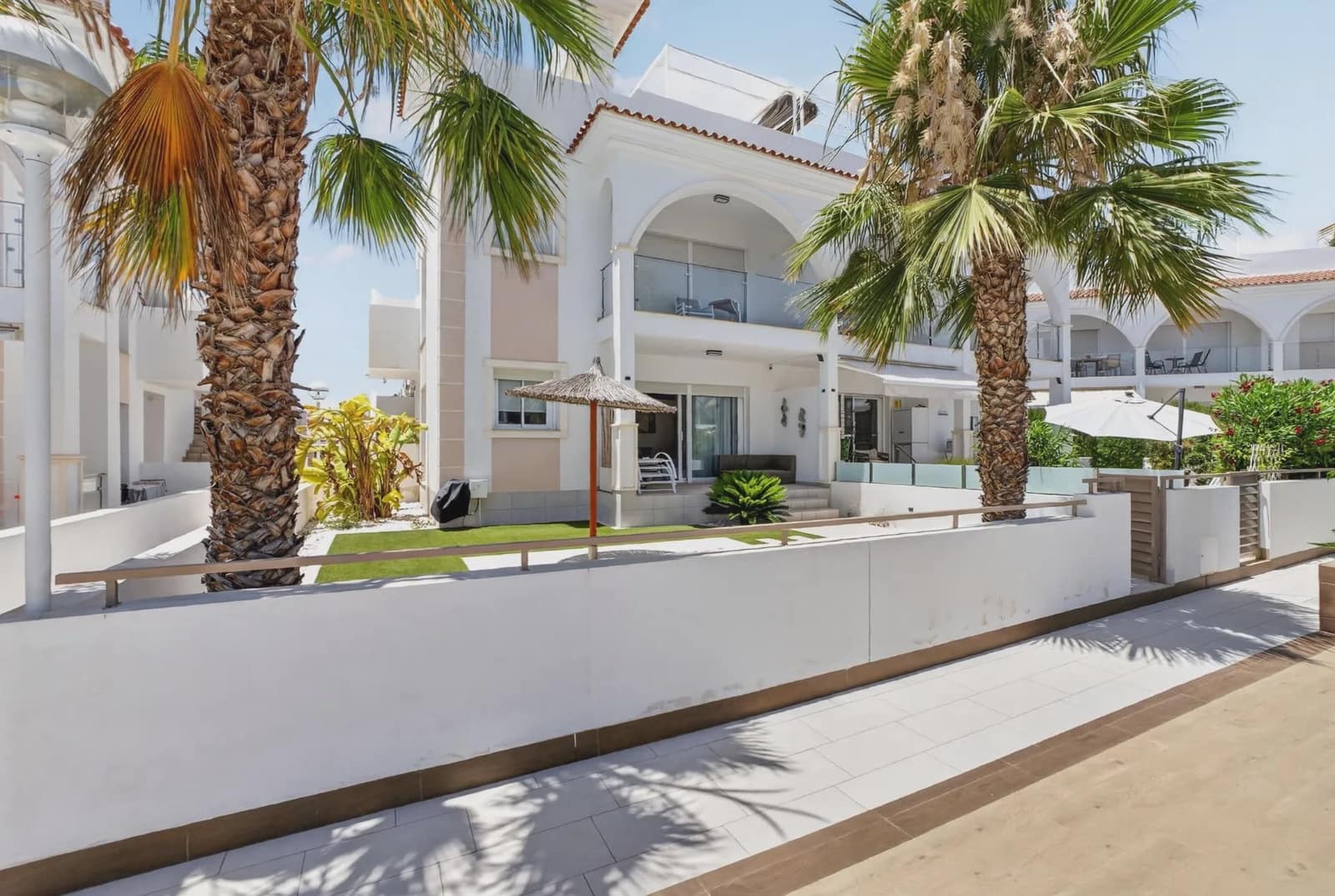 2 Zimmer Apartment zu verkaufen in Rojales mit Pool Garage - 329.900 € (Ref: 9984055)