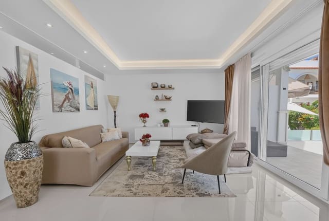 2 Zimmer Apartment zu verkaufen in Ciudad Quesada, Rojales mit Pool Garage - 329.900 € (Ref: 9984055)
