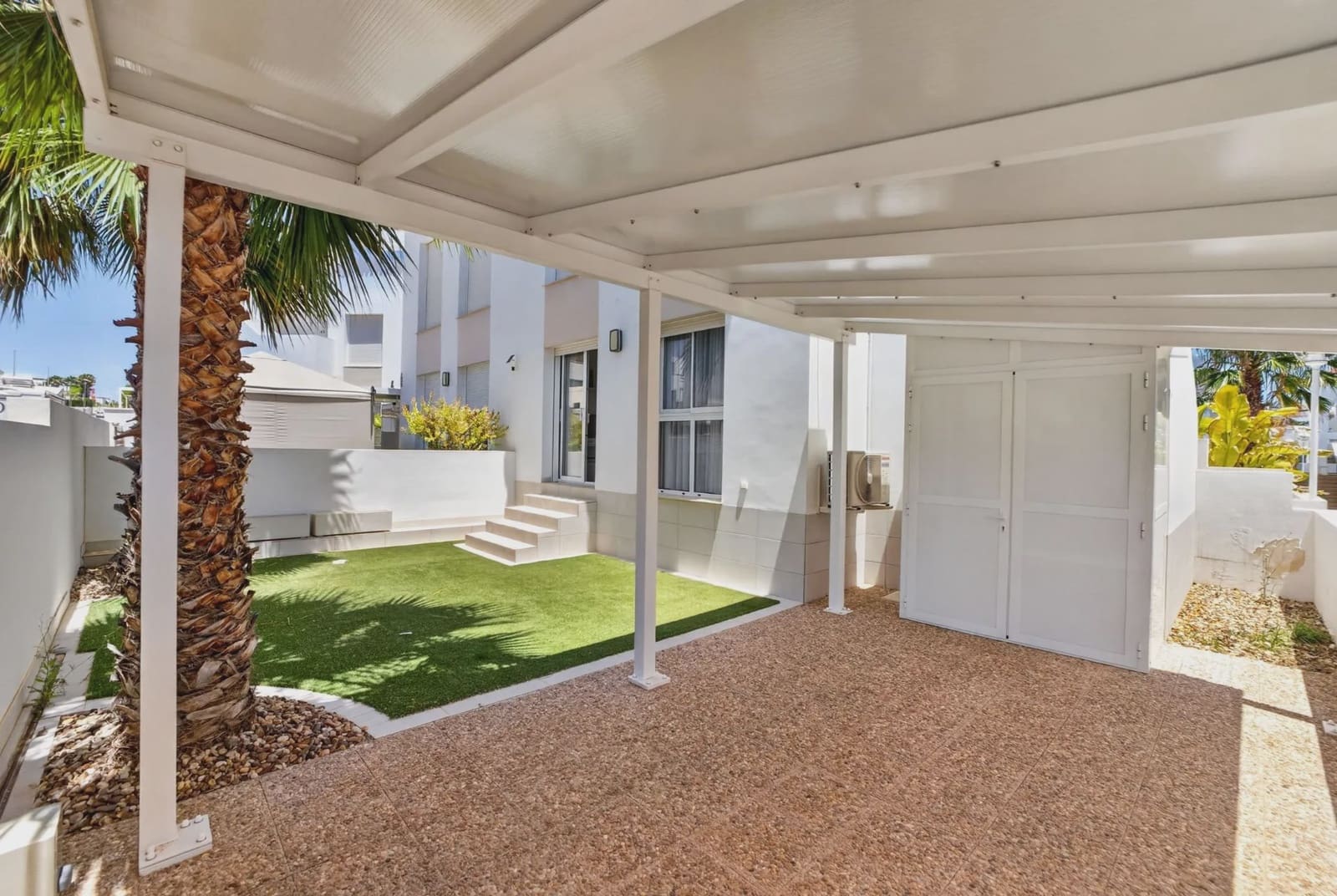 2 Zimmer Apartment zu verkaufen in Rojales mit Pool Garage - 329.900 € (Ref: 9984055)