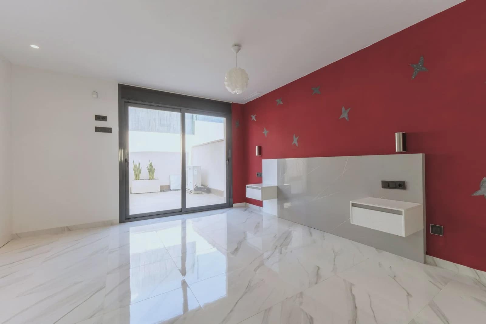 3 quarto Moradia para venda em San Miguel de Salinas com piscina garagem - 545 000 € (Ref: 9984092)
