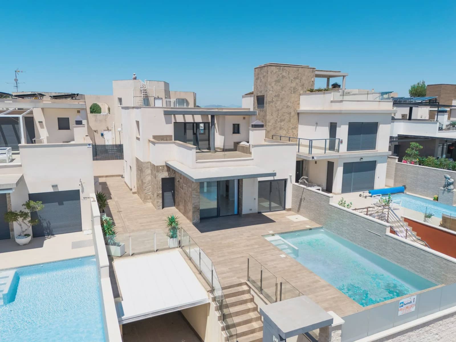 3 quarto Moradia para venda em San Miguel de Salinas com piscina garagem - 545 000 € (Ref: 9984092)