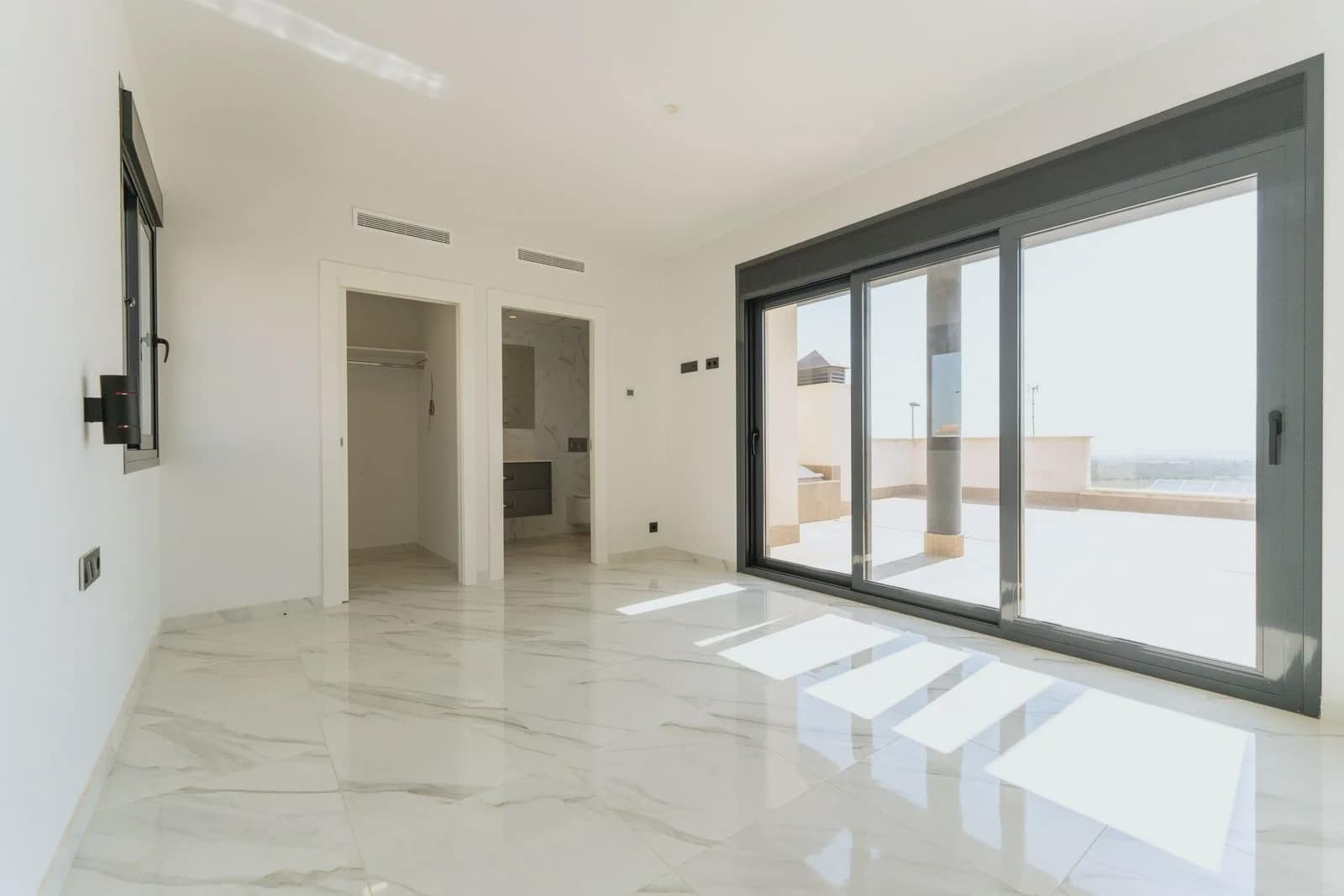 3 sovrum Villa till salu i San Miguel de Salinas med pool garage - 545 000 € (Ref: 9984092)