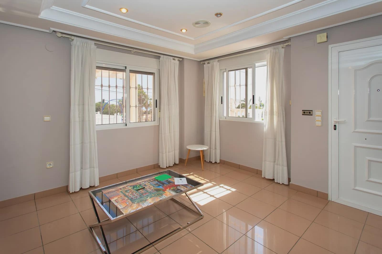 4 quarto Moradia para venda em Torrevieja com piscina garagem - 549 000 € (Ref: 9984093)