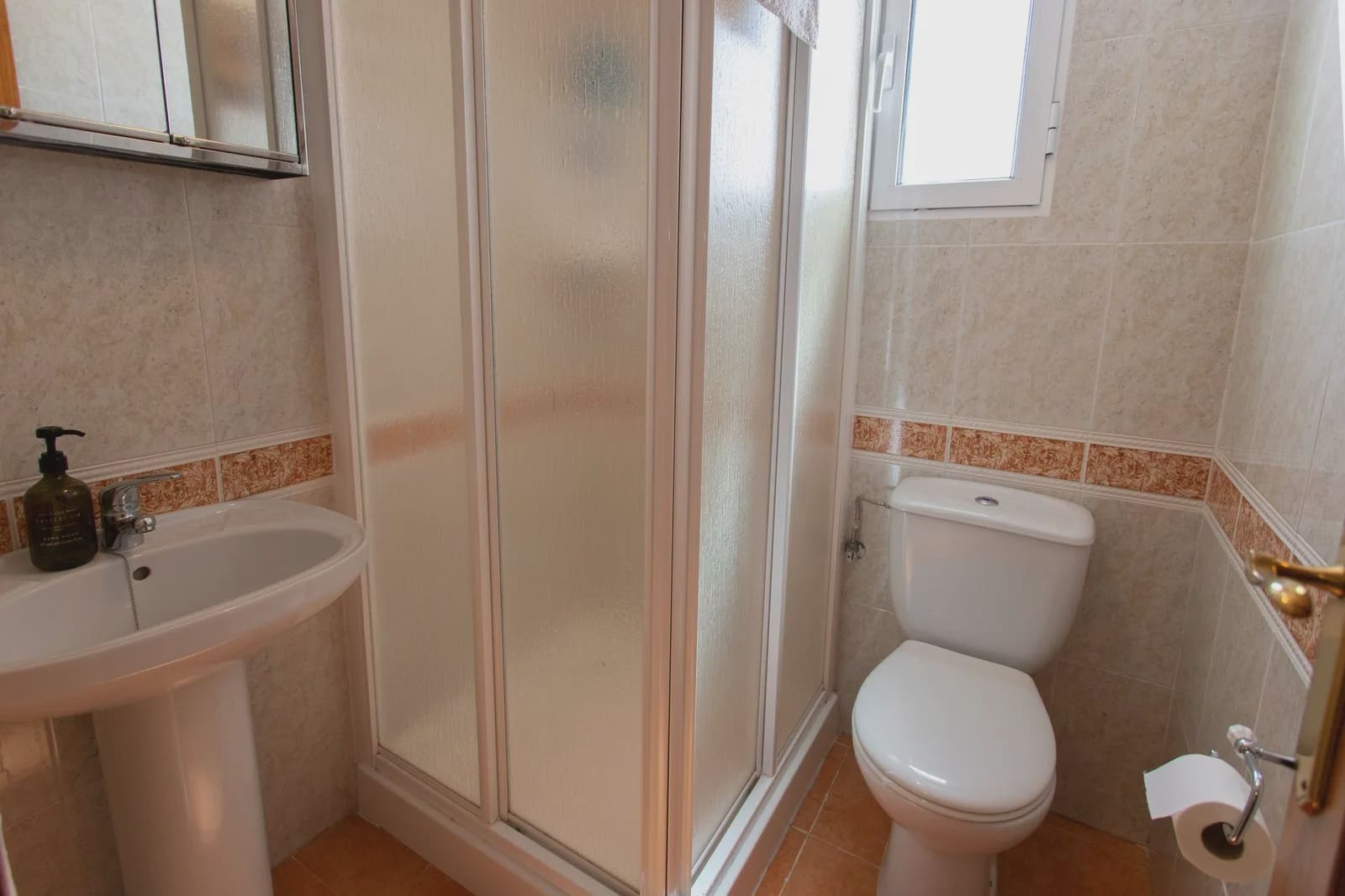 4 quarto Moradia para venda em Torrevieja com piscina garagem - 549 000 € (Ref: 9984093)