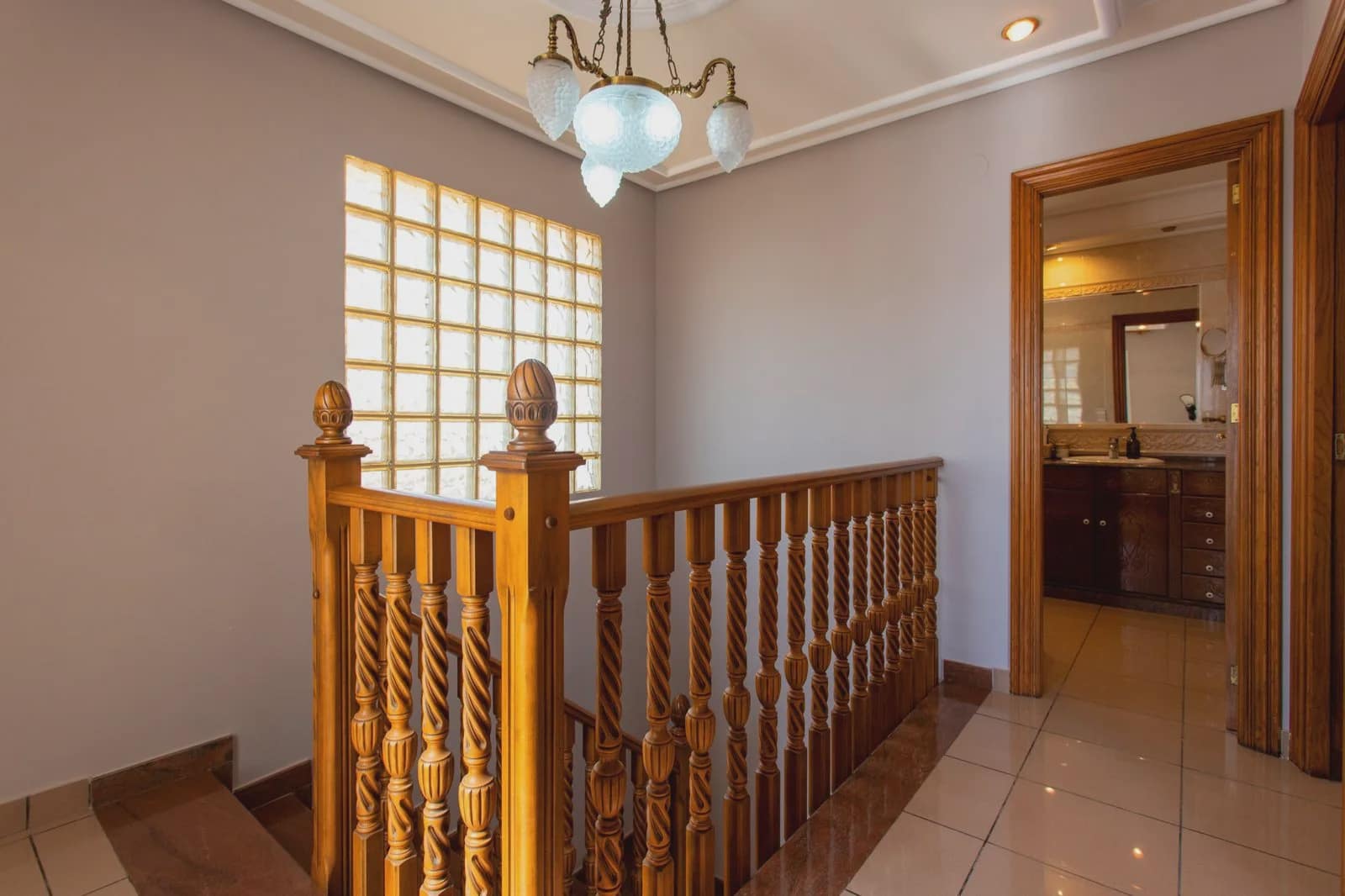 4 quarto Moradia para venda em Torrevieja com piscina garagem - 549 000 € (Ref: 9984093)