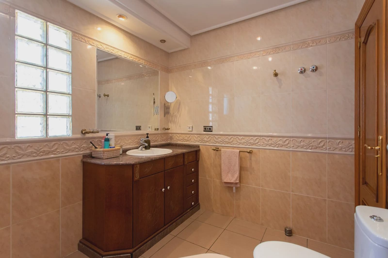 4 quarto Moradia para venda em Torrevieja com piscina garagem - 549 000 € (Ref: 9984093)