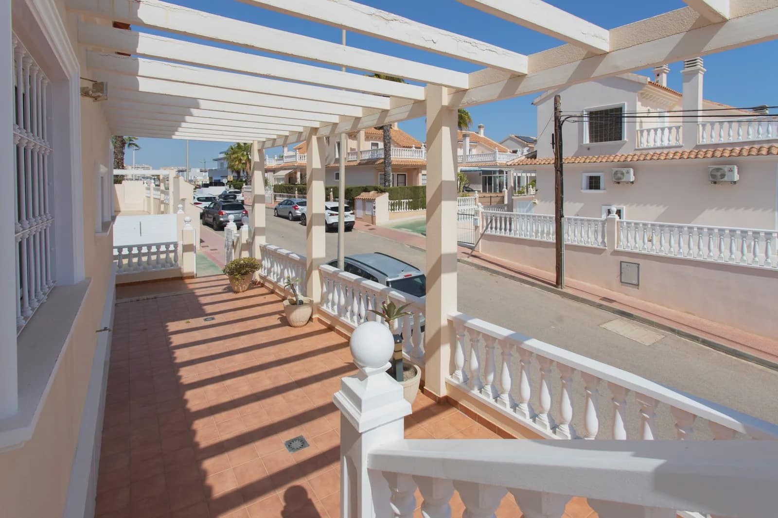 4 quarto Moradia para venda em Torrevieja com piscina garagem - 549 000 € (Ref: 9984093)
