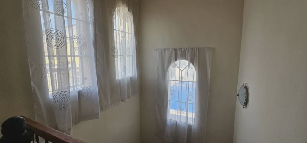 3 slaapkamer Villa te koop in Lo Crispin met zwembad garage - € 220.000 (Ref: 9984182)