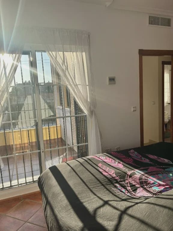 3 slaapkamer Villa te koop in Lo Crispin met zwembad garage - € 220.000 (Ref: 9984182)
