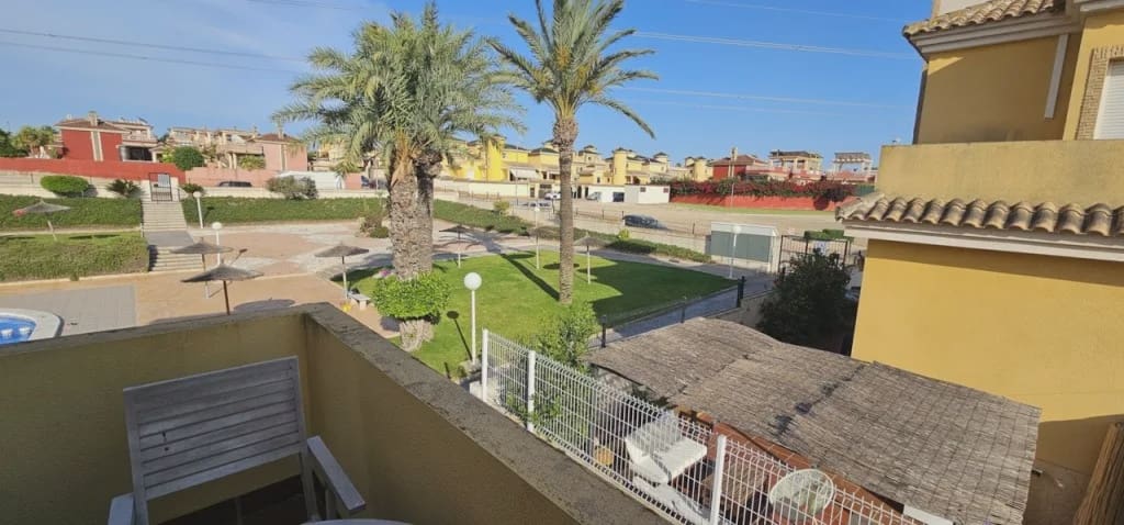 3 slaapkamer Villa te koop in Lo Crispin met zwembad garage - € 220.000 (Ref: 9984182)