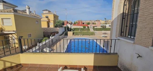 3 slaapkamer Villa te koop in Lo Crispin, Algorfa met zwembad garage - € 220.000 (Ref: 9984182)