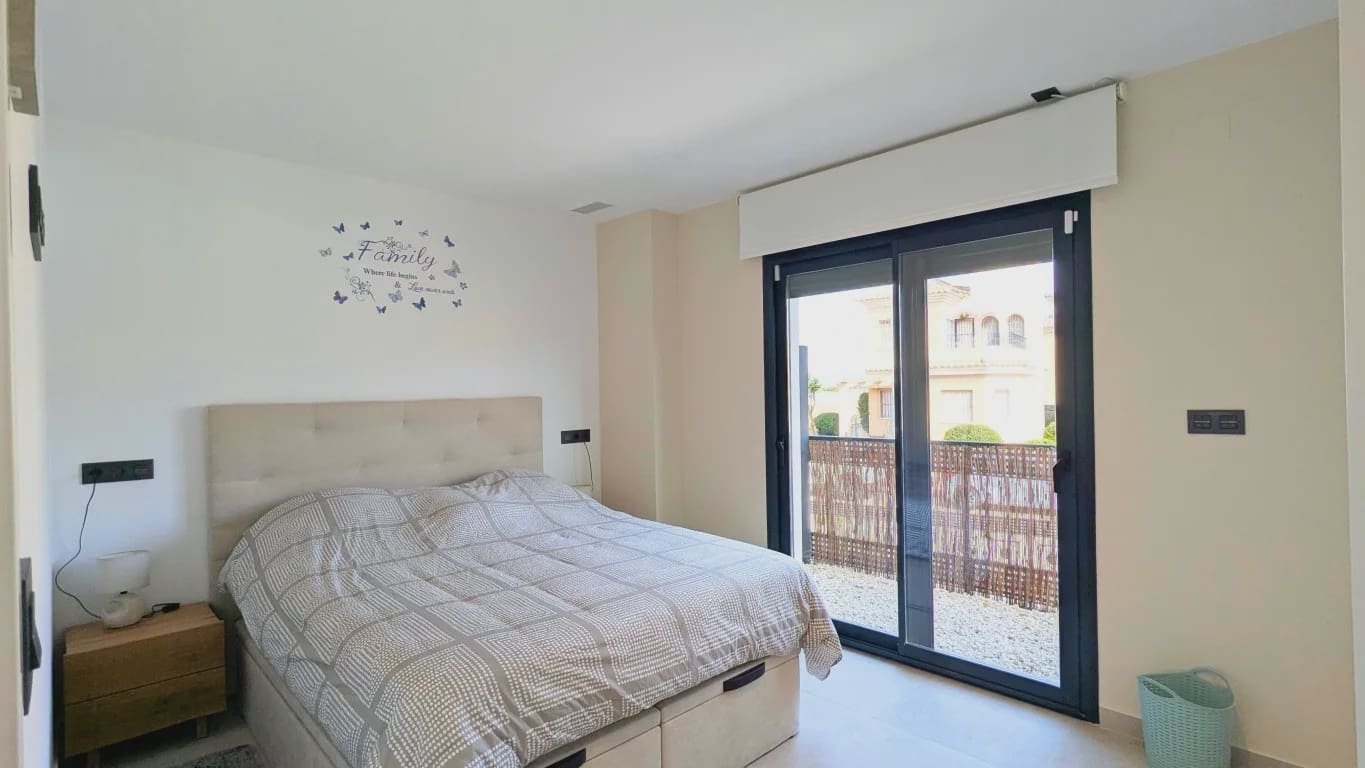 2 sovrum Lägenhet till salu i Lo Crispin med pool garage - 225 000 € (Ref: 9984183)