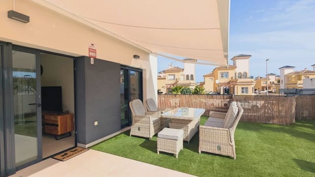 2 soverom Leilighet til salgs i Lo Crispin, Algorfa med svømmebasseng garasje - € 225 000 (Ref: 9984183)