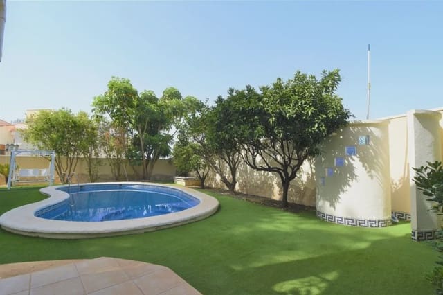 5 quarto Moradia para venda em Ciudad Quesada, Rojales com piscina garagem - 630 000 € (Ref: 9984185)