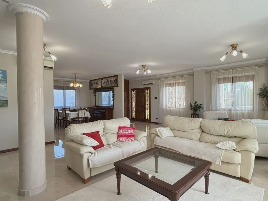 5 quarto Moradia para venda em Ciudad Quesada com piscina garagem - 630 000 € (Ref: 9984185)