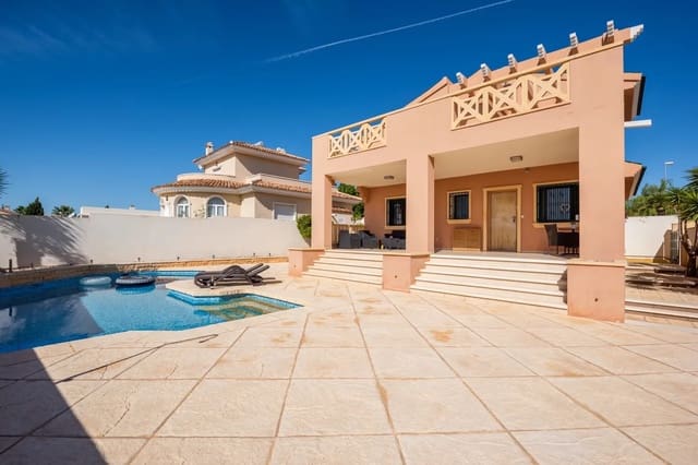 4 soveværelse Villa til salg i Ciudad Quesada, Rojales med swimmingpool garage - € 485.000 (Ref: 9986231)