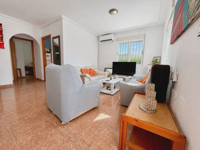 3 Zimmer Haus zu verkaufen in Los Altos mit Pool Garage - 209.000 € (Ref: 9987144)