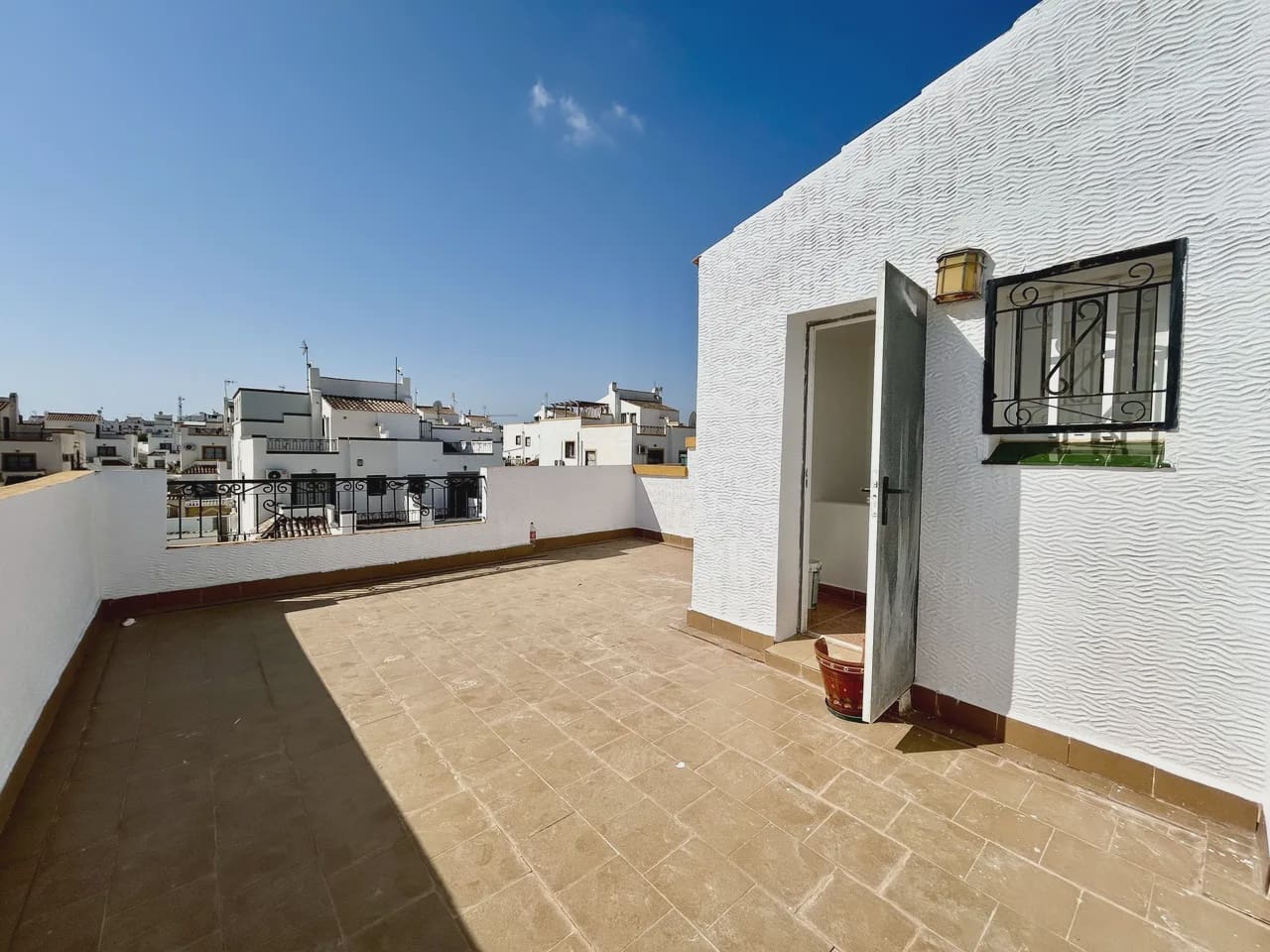 3 Zimmer Haus zu verkaufen in Los Altos mit Pool Garage - 209.000 € (Ref: 9987144)