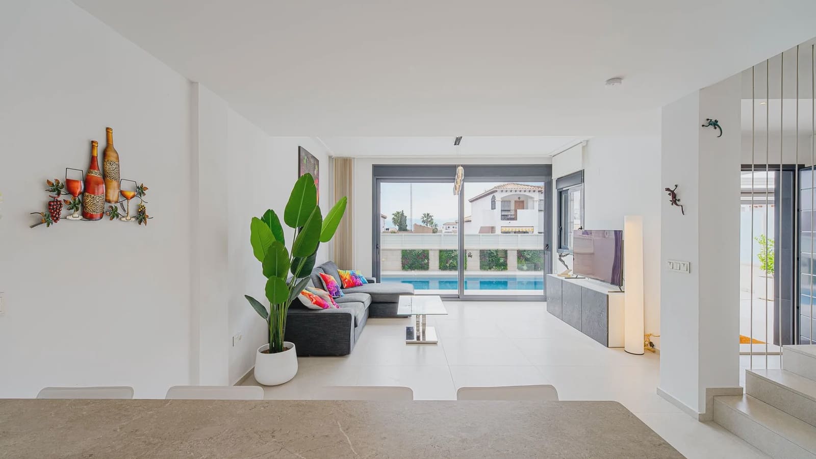 4 sypialnia Willa na sprzedaż w Orihuela Costa z basenem garażem - 650 000 € (Ref: 9994462)