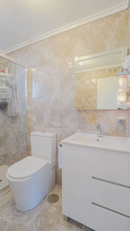 2 Zimmer Villa zu verkaufen in Orihuela Costa mit Pool Garage - 245.000 € (Ref: 9994463)