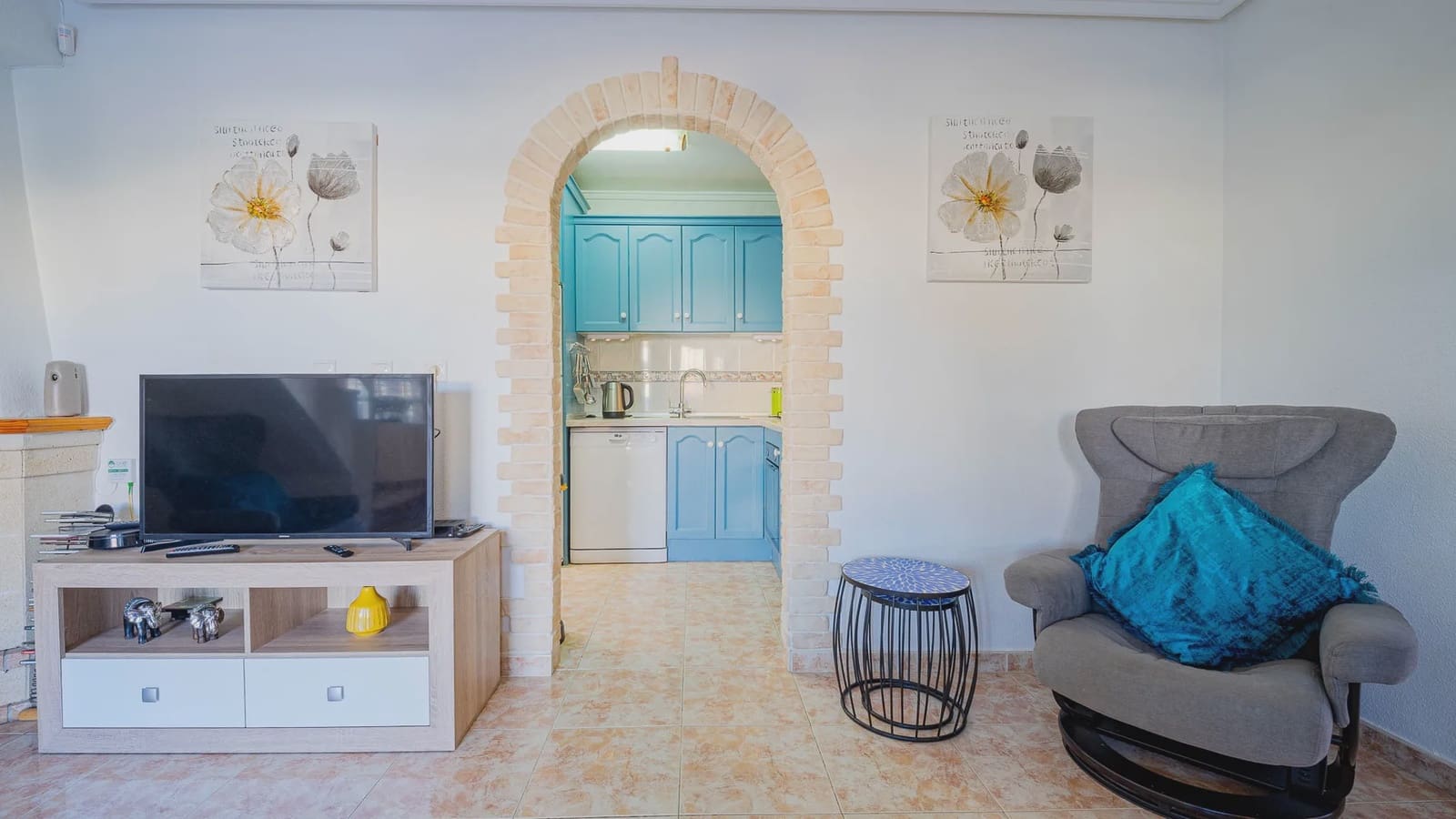 3 Zimmer Haus zu verkaufen in Playa Flamenca mit Pool Garage - 259.000 € (Ref: 9994464)