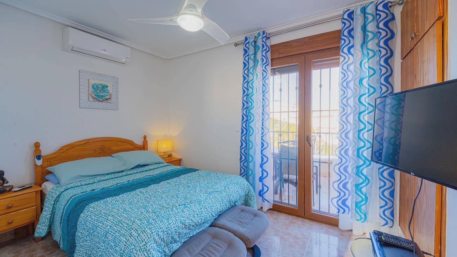 3 Zimmer Haus zu verkaufen in Playa Flamenca mit Pool Garage - 259.000 € (Ref: 9994464)
