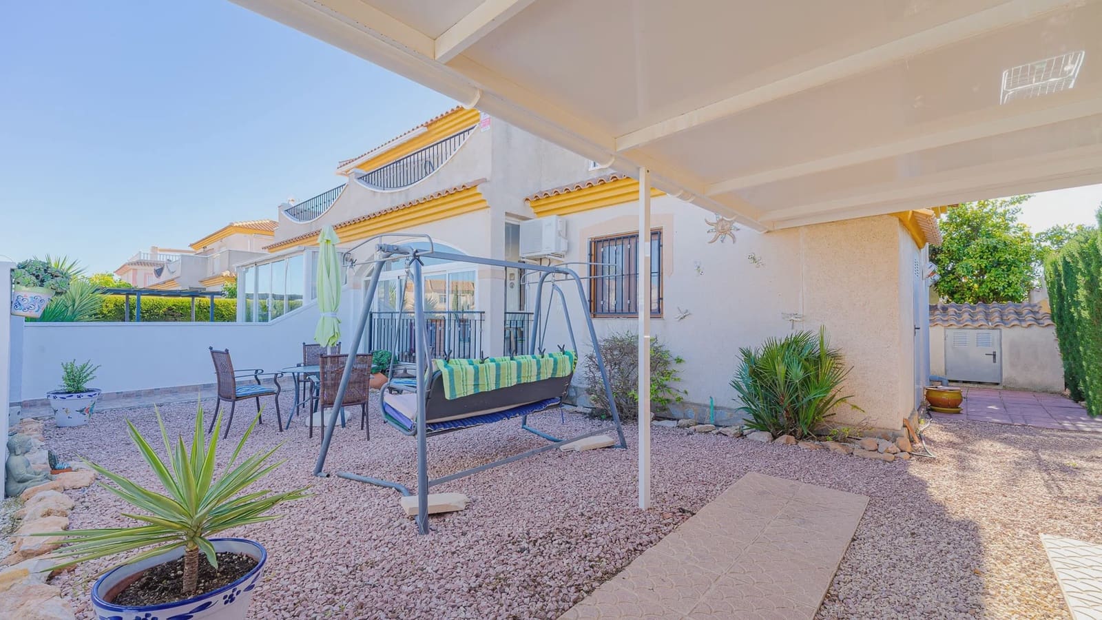 3 Zimmer Haus zu verkaufen in Playa Flamenca mit Pool Garage - 259.000 € (Ref: 9994464)