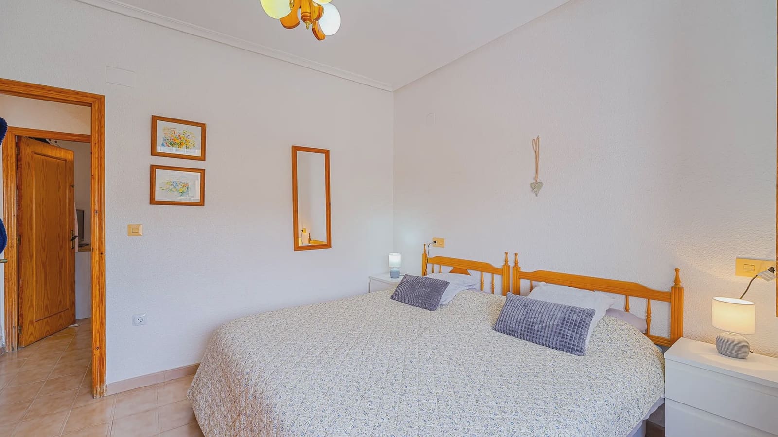 2 soveværelse Lejlighed til salg i Punta Prima med swimmingpool - € 165.000 (Ref: 9994465)