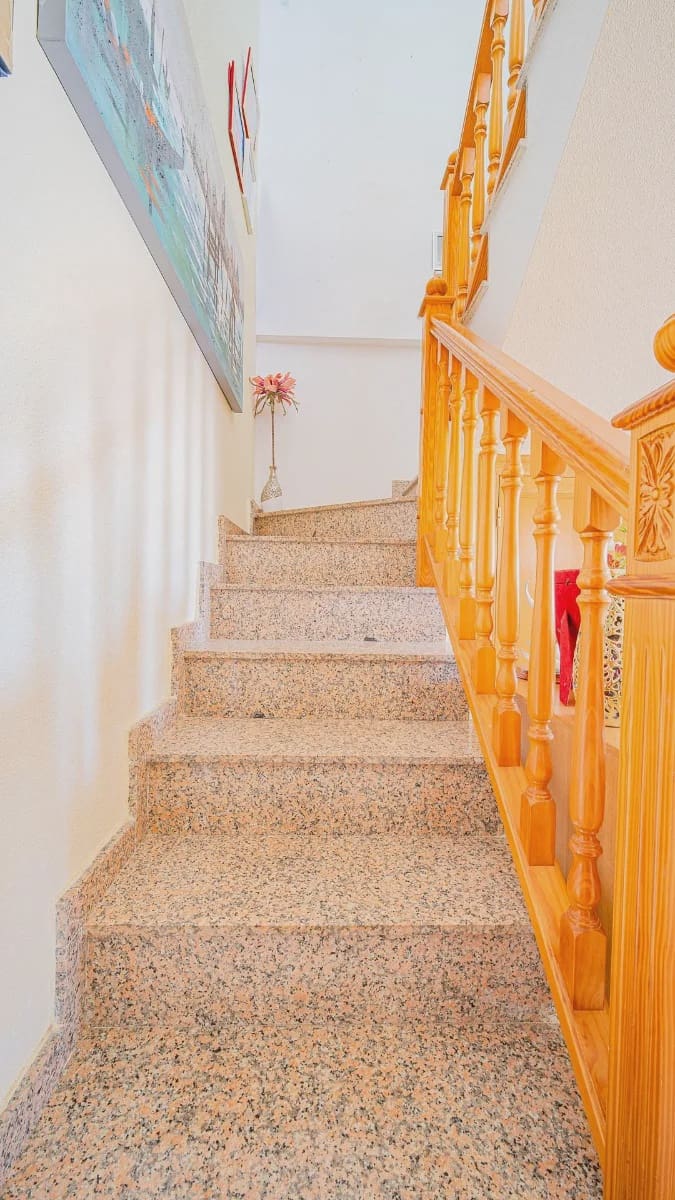3 camera da letto Casa in vendita in Torrevieja con piscina garage - 265.000 € (Rif: 9994467)