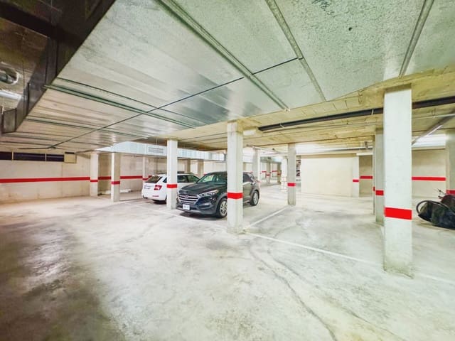 3 soverom Hus til salgs i Torrevieja med svømmebasseng garasje - € 265 000 (Ref: 9994467)