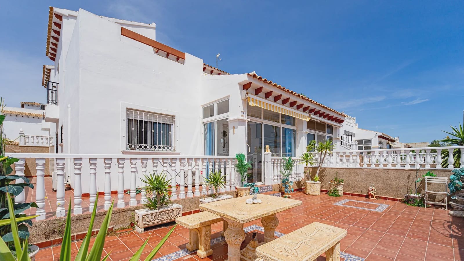 3 camera da letto Casa in vendita in Torrevieja con piscina garage - 265.000 € (Rif: 9994467)