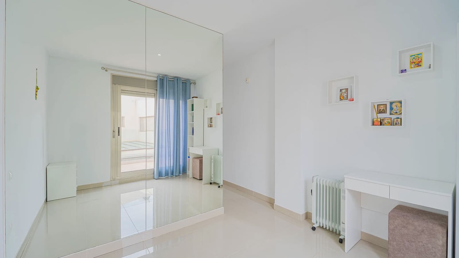 3 sovrum Hus till salu i Punta Prima med pool garage - 355 000 € (Ref: 9994468)