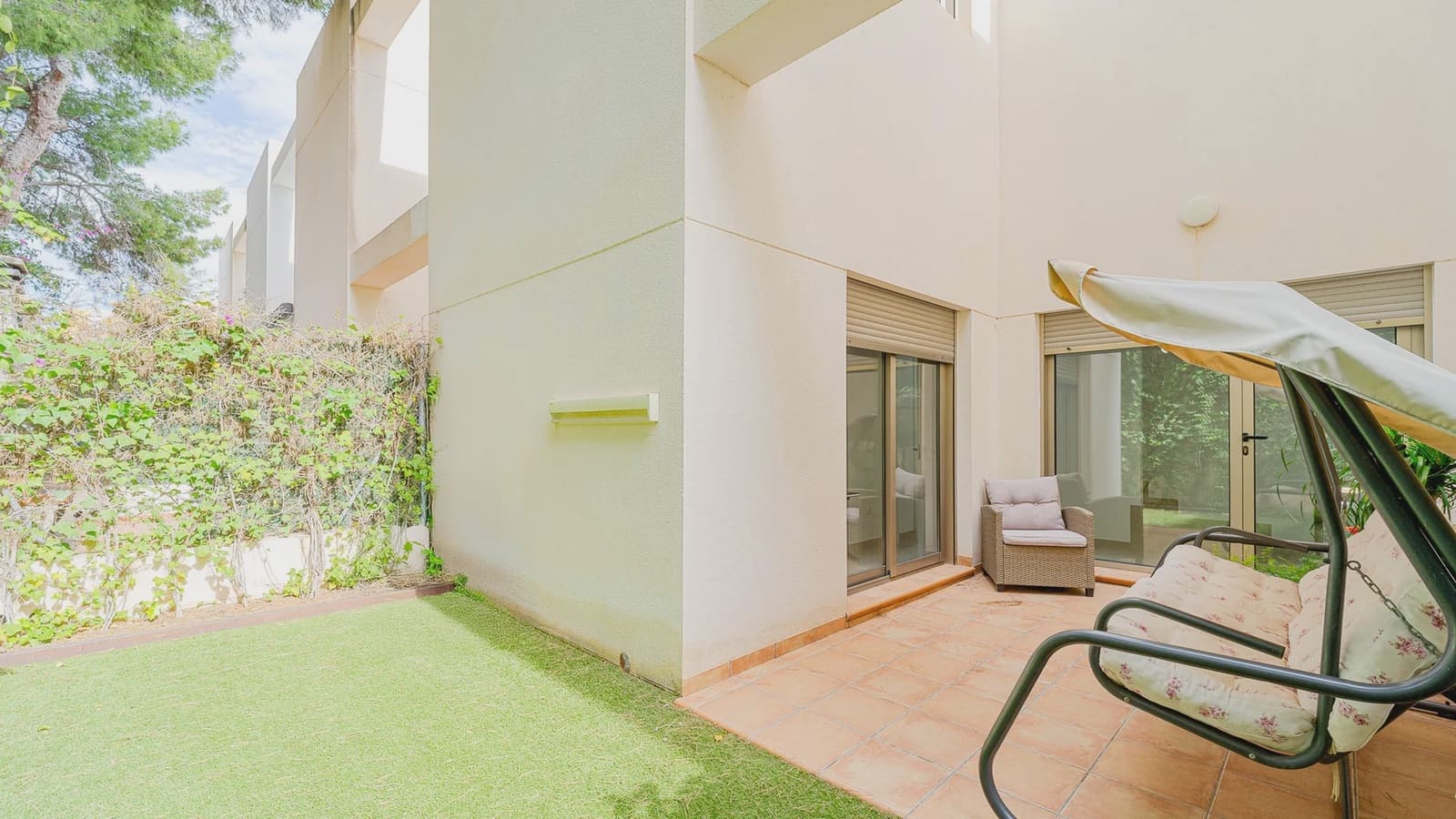 3 sovrum Hus till salu i Punta Prima med pool garage - 355 000 € (Ref: 9994468)