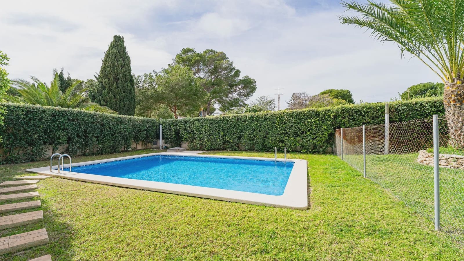 3 sovrum Hus till salu i Punta Prima med pool garage - 355 000 € (Ref: 9994468)