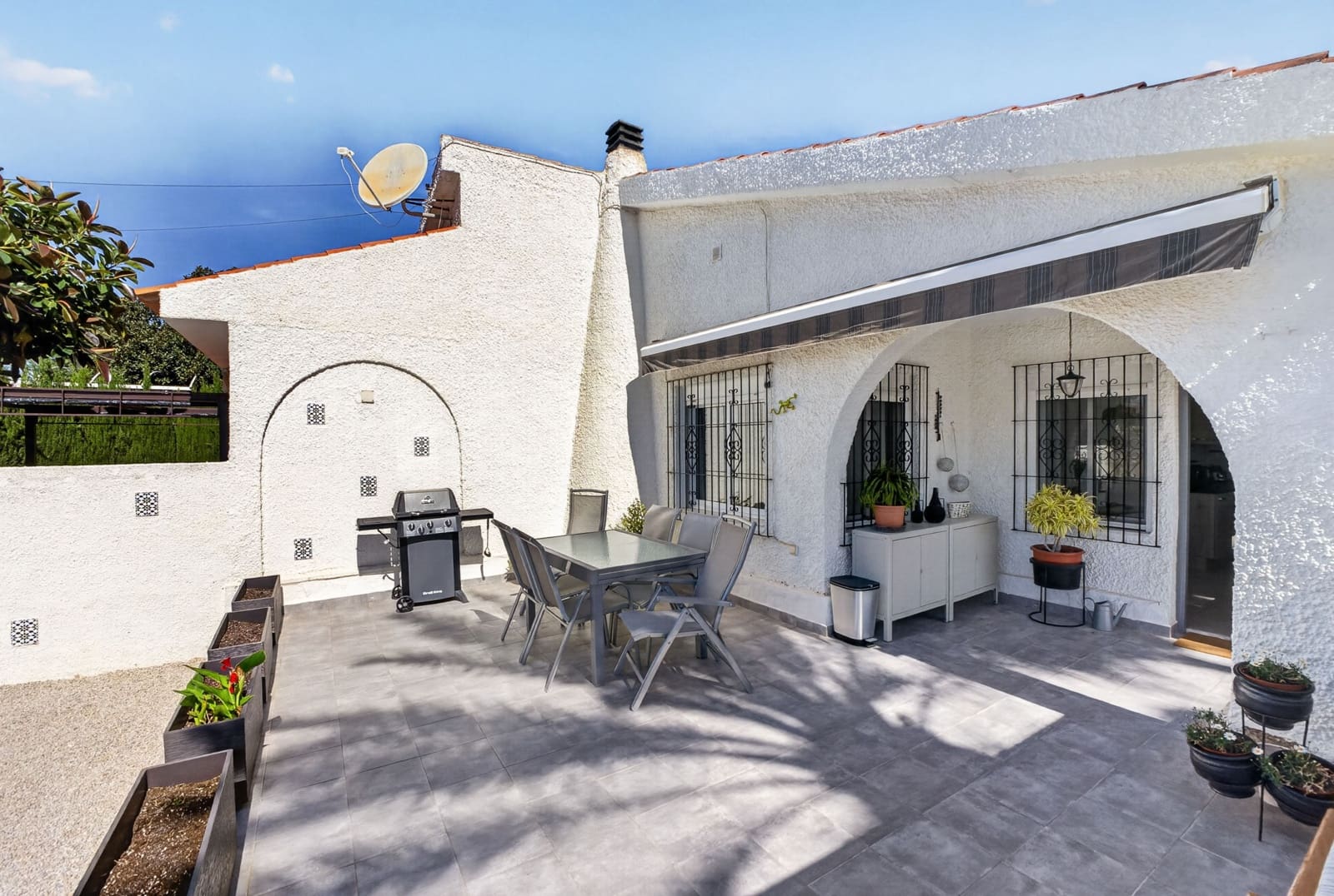 3 quarto Moradia para venda em Torrevieja com garagem - 399 000 € (Ref: 9995309)