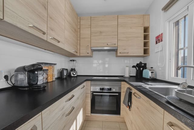 Chalet de 3 habitaciones en El Chaparral - La Siesta - La Torreta, Torrevieja en venta con garaje - 399.000 € (Ref: 9995309)